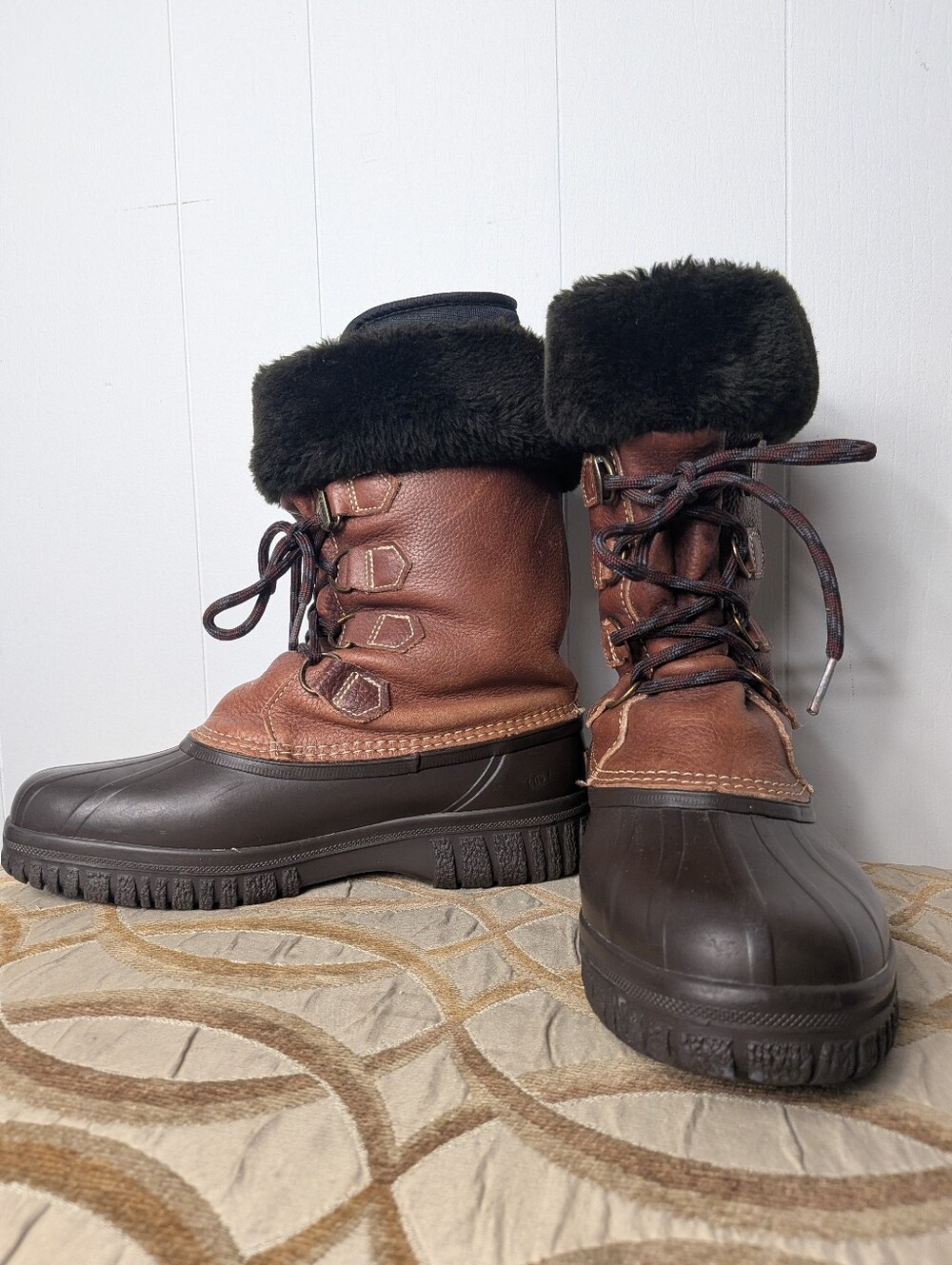 VTG NWOB Sorel Alpine Brown Leather Faux Fur Waterproof Snow Boots Womens Sz 10
